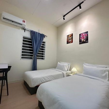 Ww Hostel 22A Private Shower George Town Ngoại thất bức ảnh